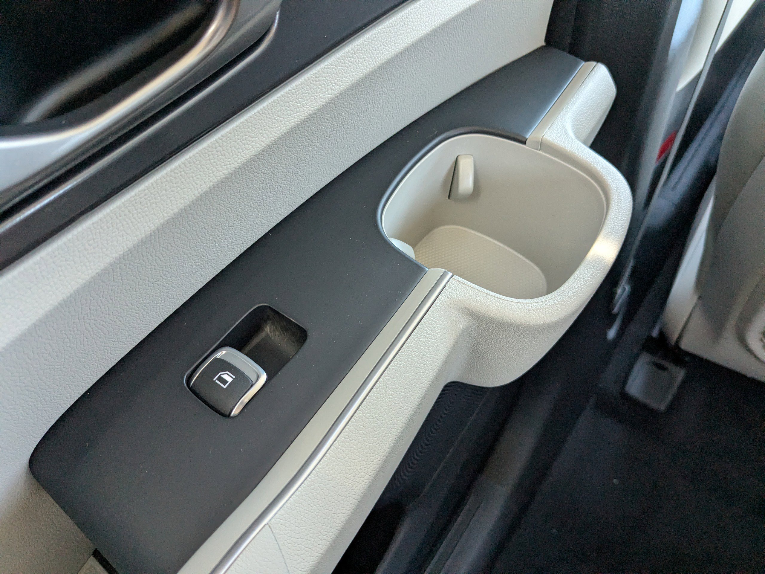 New 2026 Glacial White Pearl Kia S image 18
