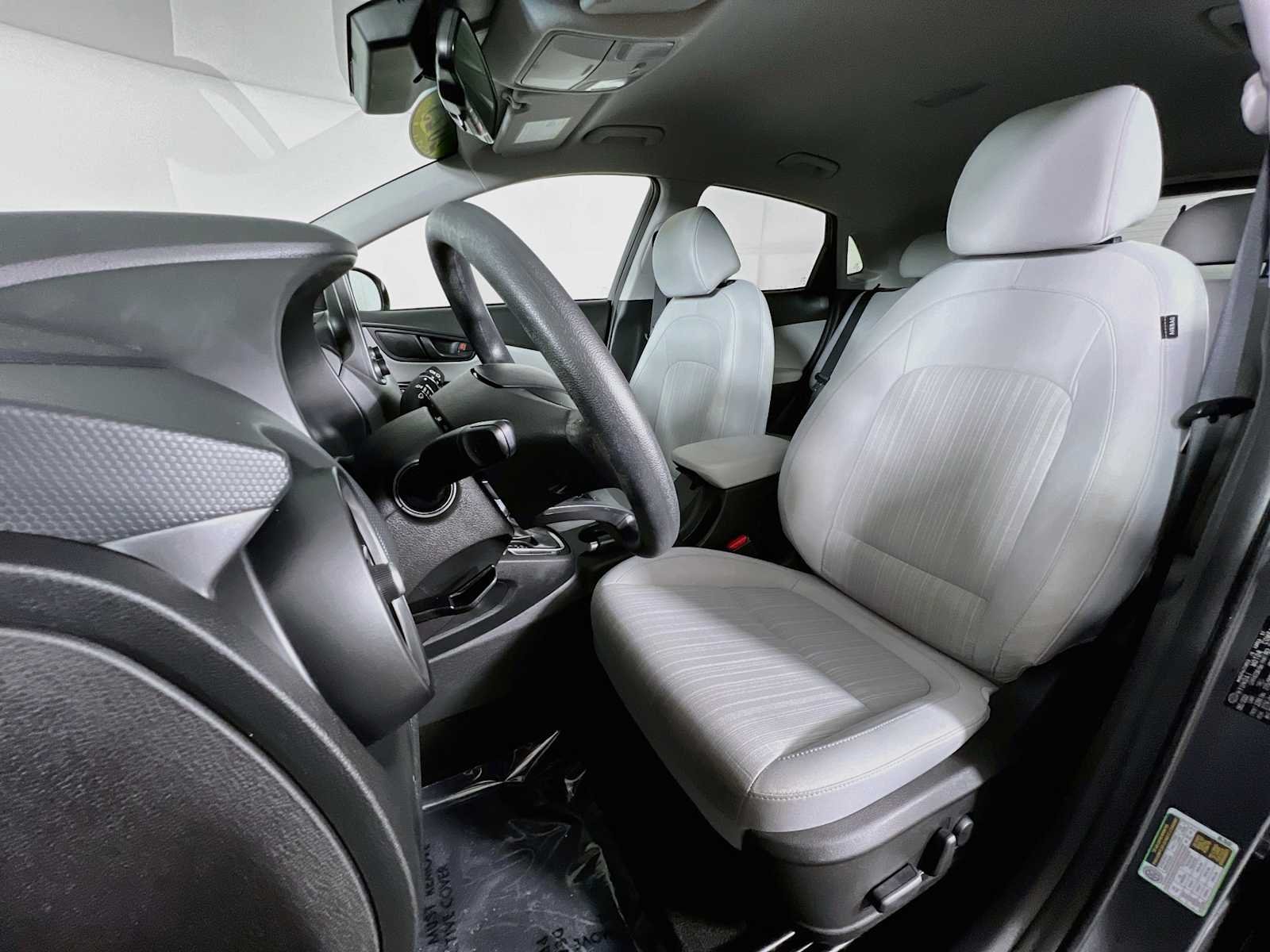 Used 2023 Ecotronic Gray Hyundai SEL image 20
