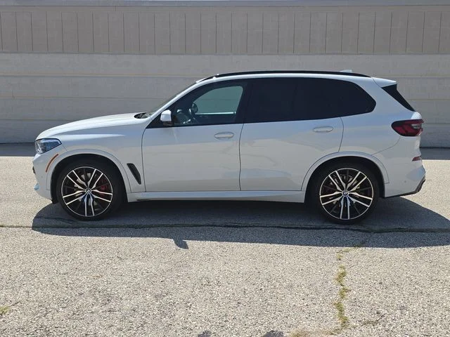 Used 2023 White BMW M50i image 10