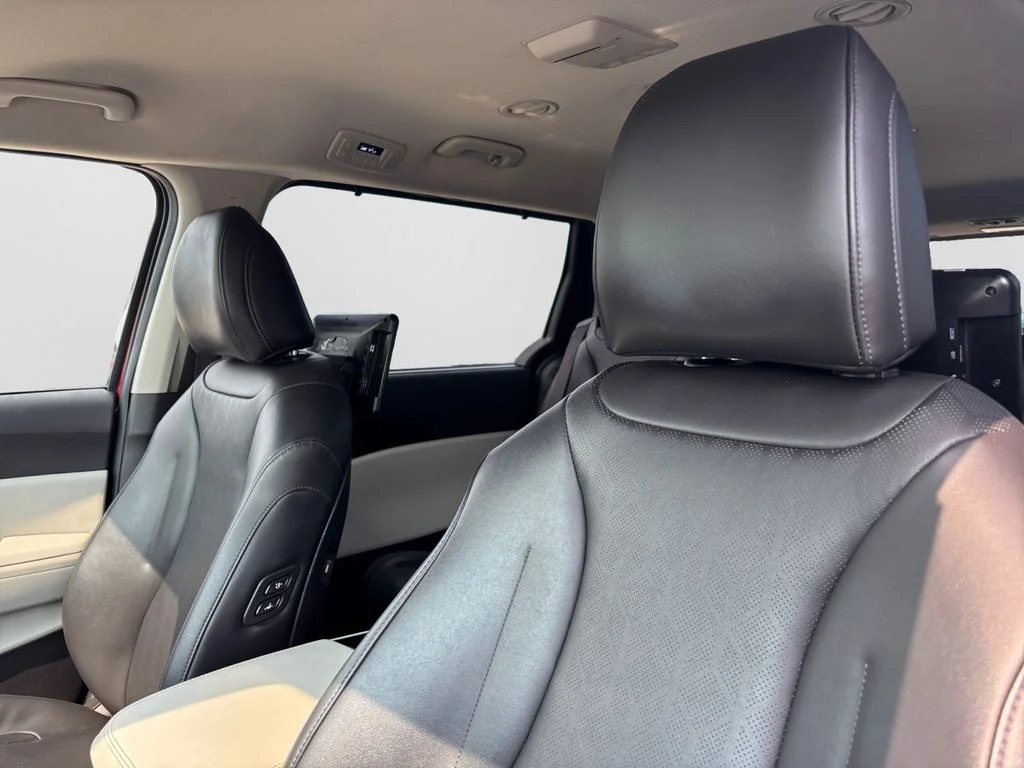 Used 2022 Red Kia SX image 36