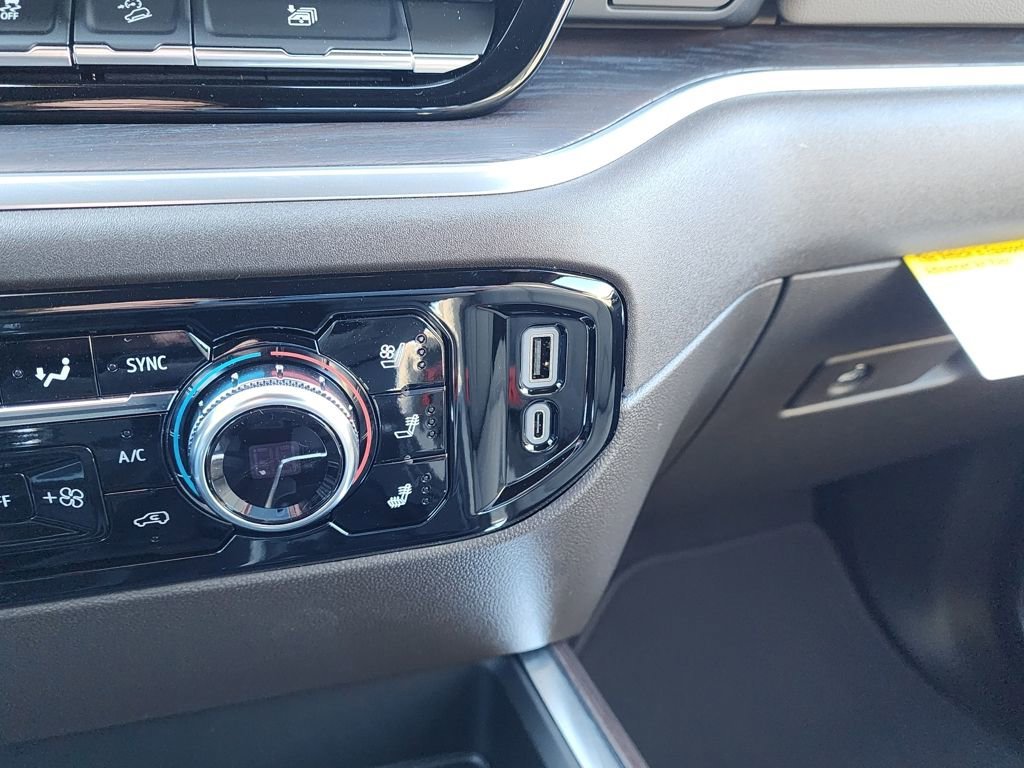 2026 GMC Sierra 1500 SLT - Photo 30