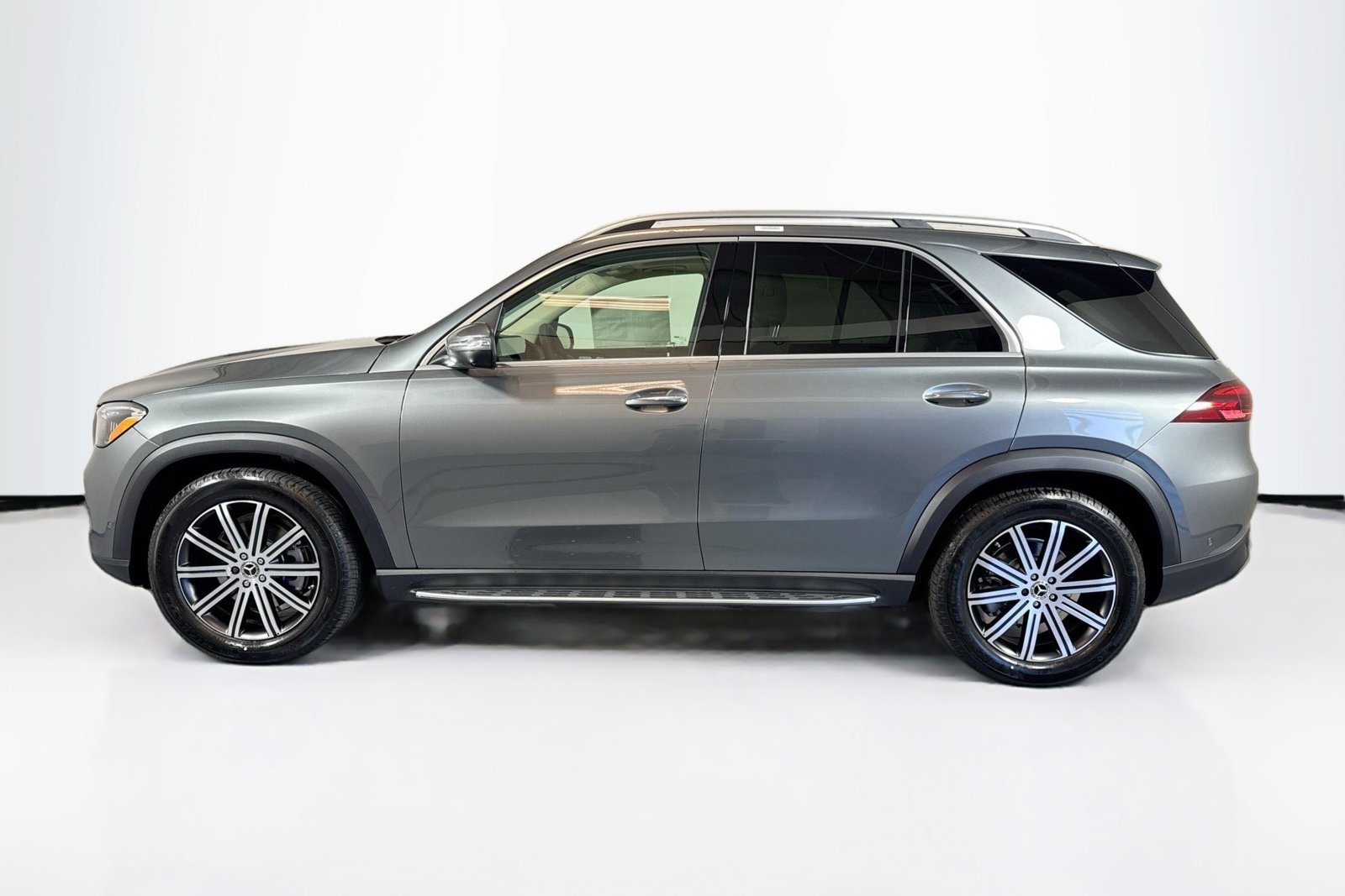 New 2026 Selenite Grey Metallic Mercedes-Benz GLE 350 image 8