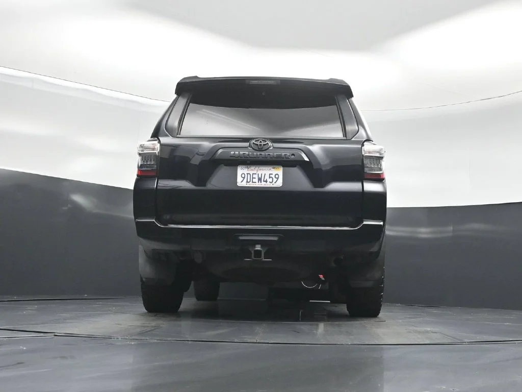 Used 2018 Black Toyota SR5 Premium image 48