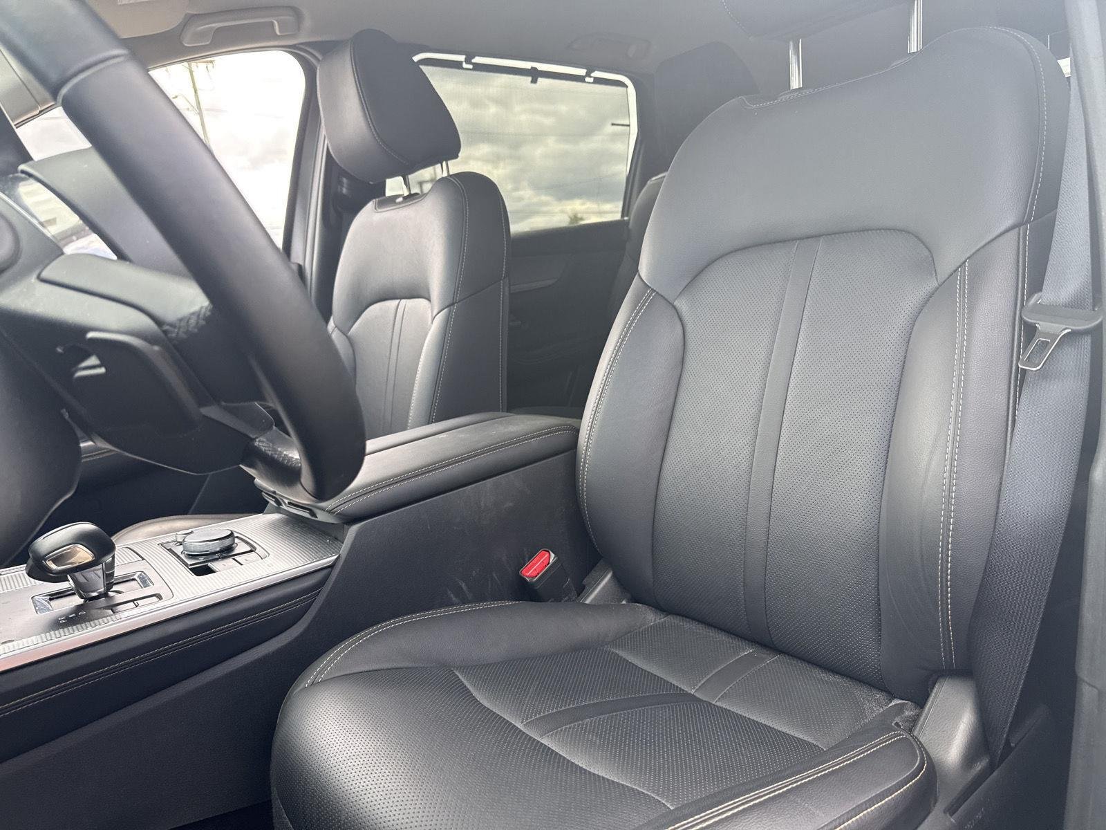 Used 2025 Machine Gray Metallic Mazda Preferred Package image 7