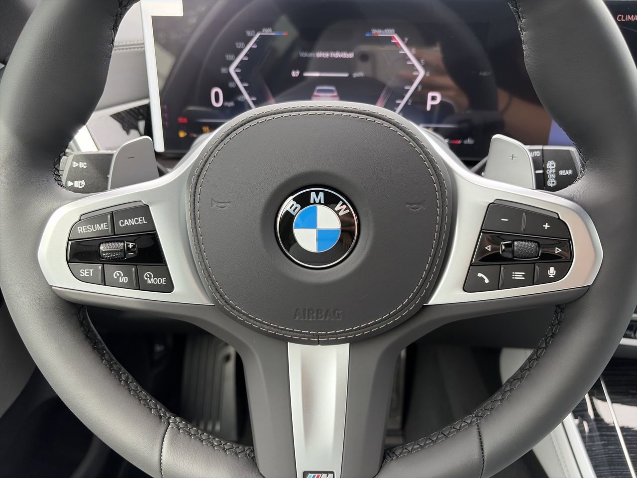 New 2026 Alpine White BMW xDrive40i image 22