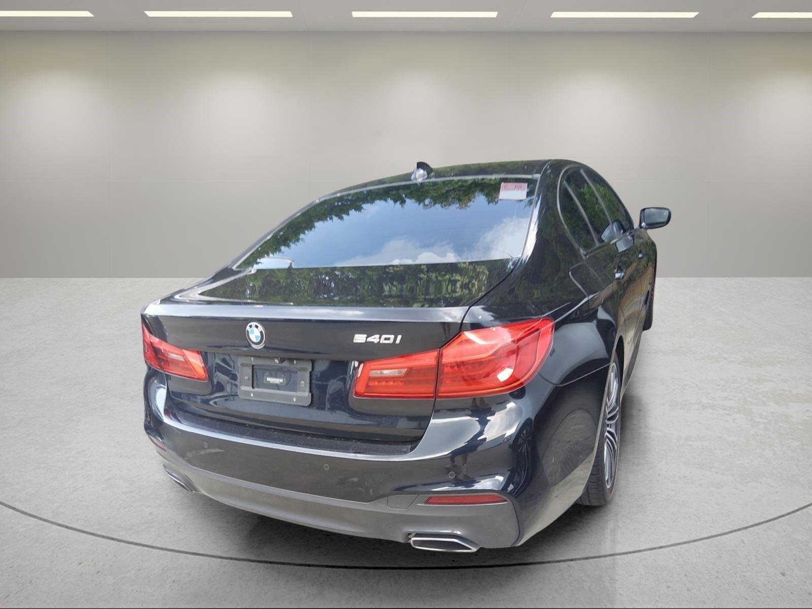 Used 2019 Carbon Black Metallic BMW 540i image 13