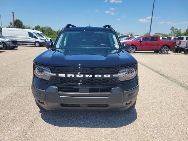 New 2026 Shadow Black Ford Outer Banks® image 20