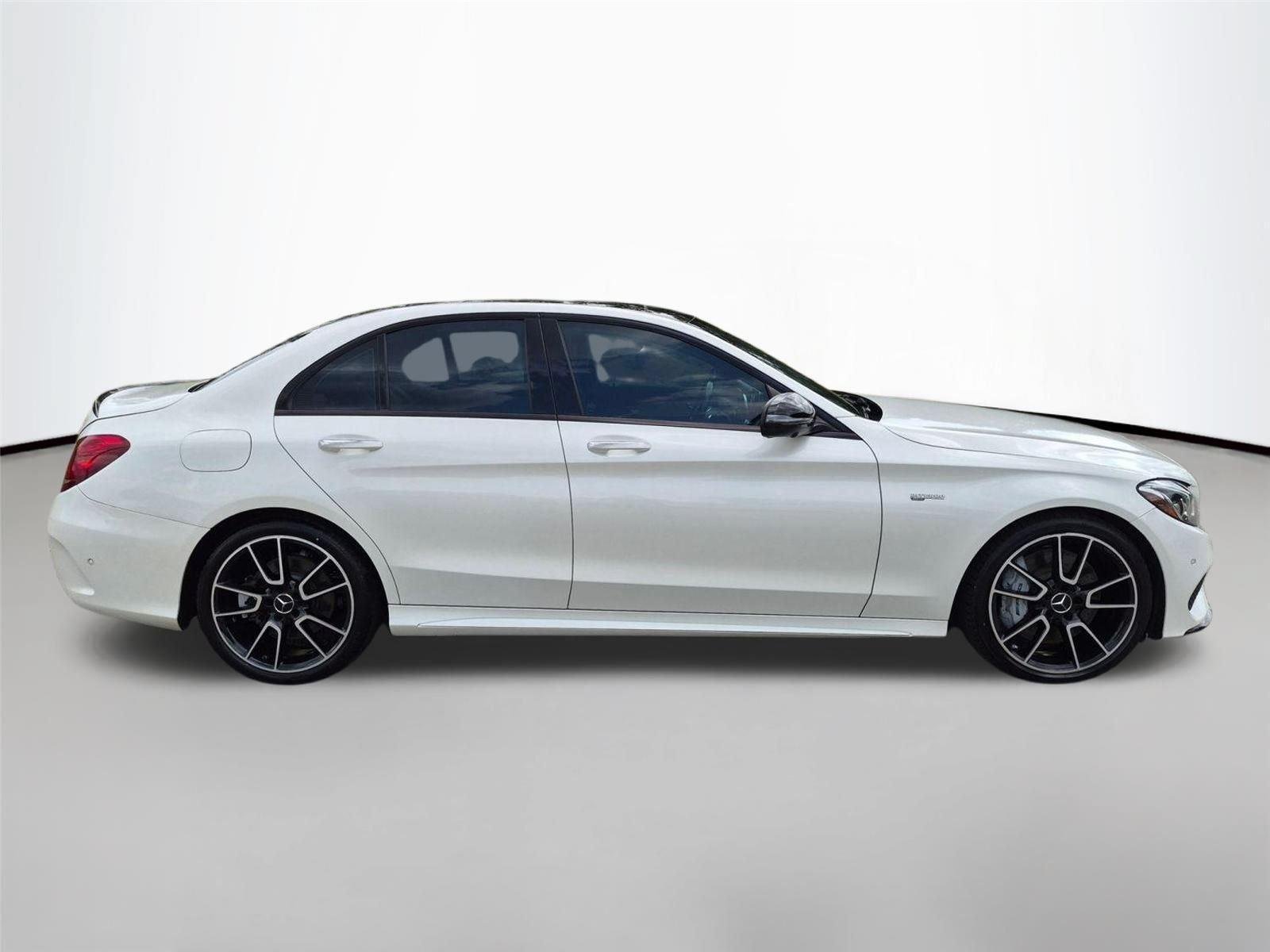 Used 2018 designo Diamond White Metallic Mercedes-Benz AMG® C 43 image 4