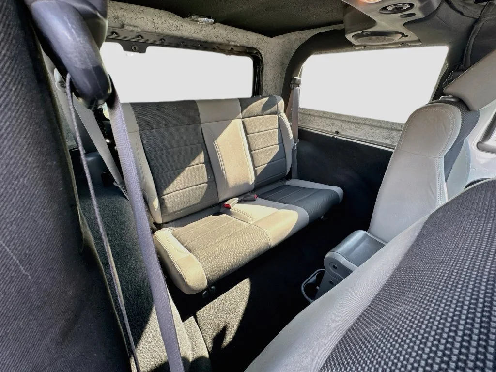 Used 2007 Silver Jeep X image 29