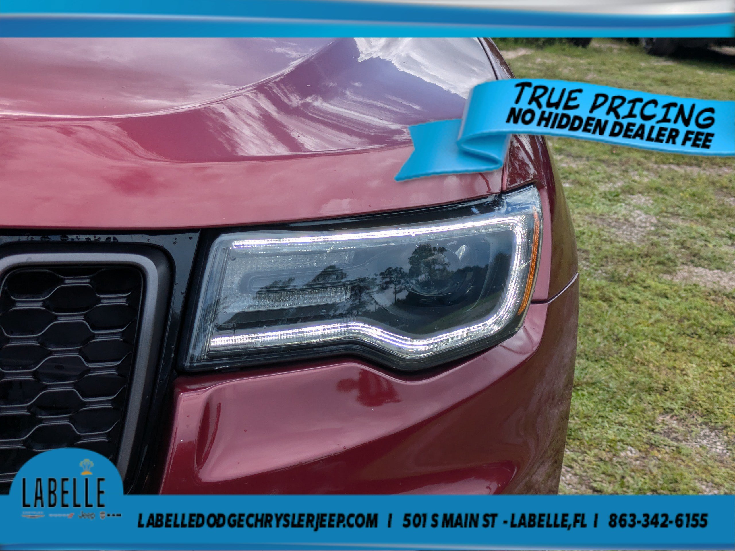 Used 2021 Velvet Red Pearlcoat Jeep 80th Anniversary image 9