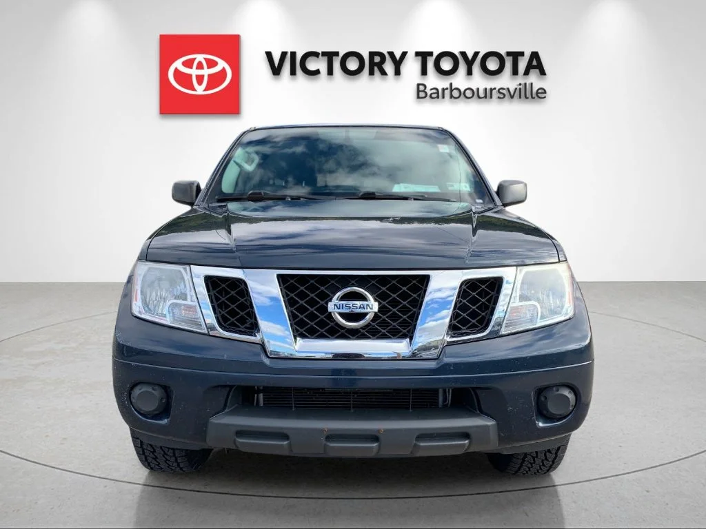 Used 2019 Blue Nissan SV image 8