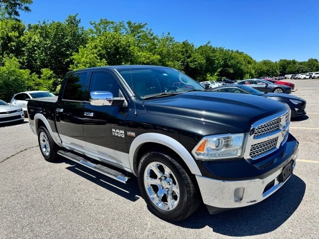 2016 RAM 1500 Laramie Crew Cab 5'7's photo