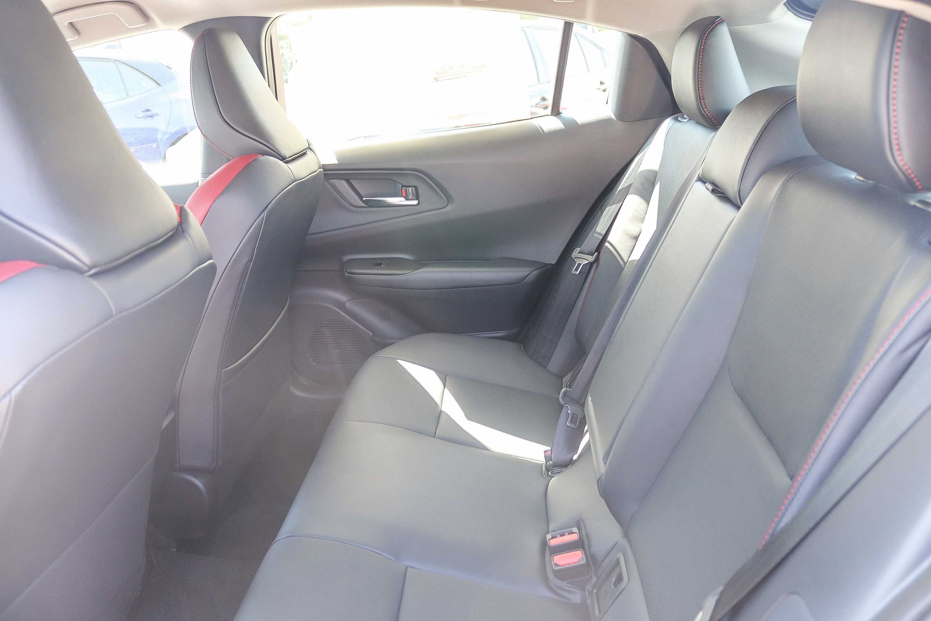 2026 Toyota Prius Plug-in Hybrid XSE - Photo 20