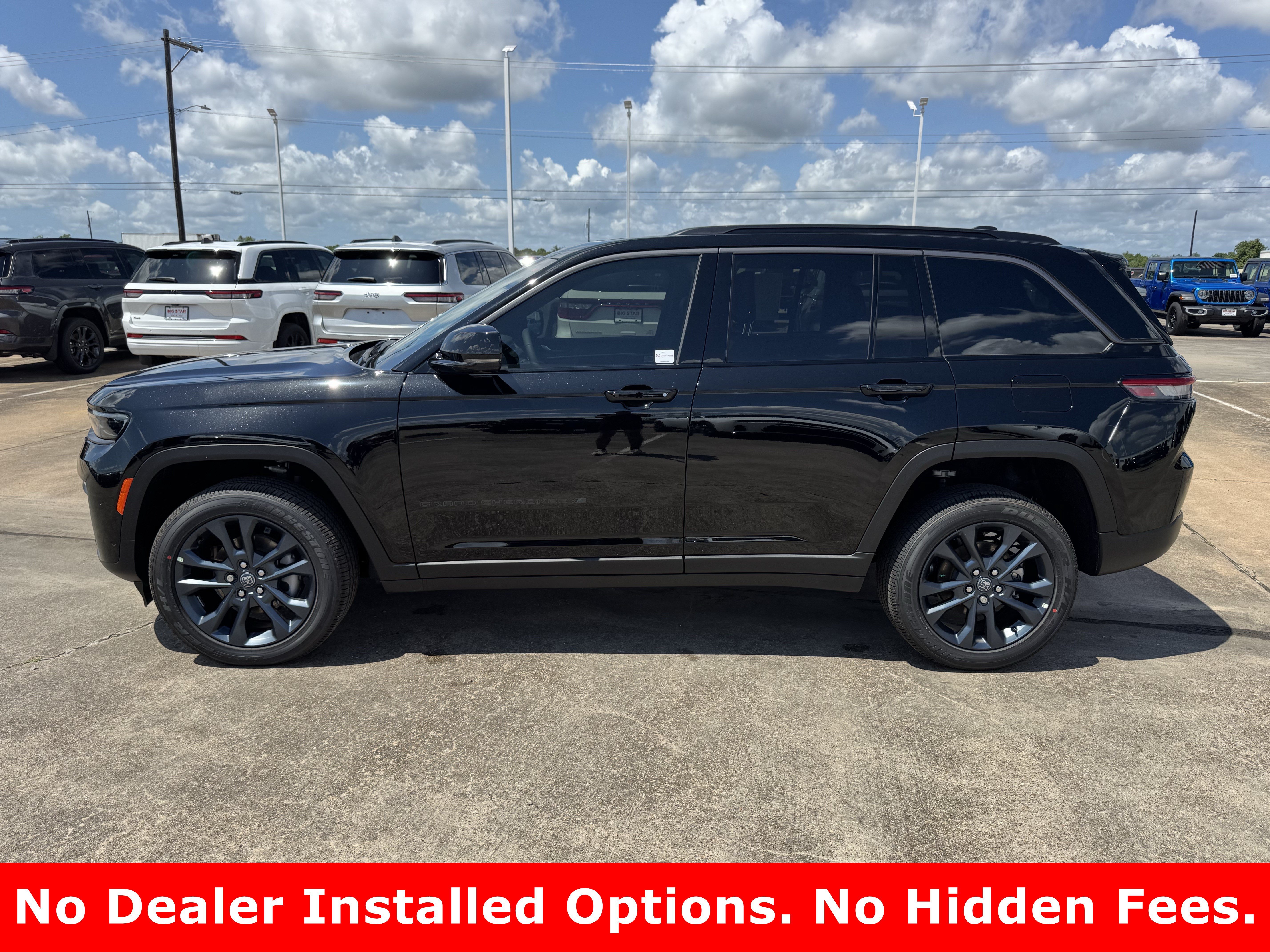 New 2026 Diamond Black Crystal Pearl-Coat Exterior Paint Jeep 85th Anniversary Edition image 6
