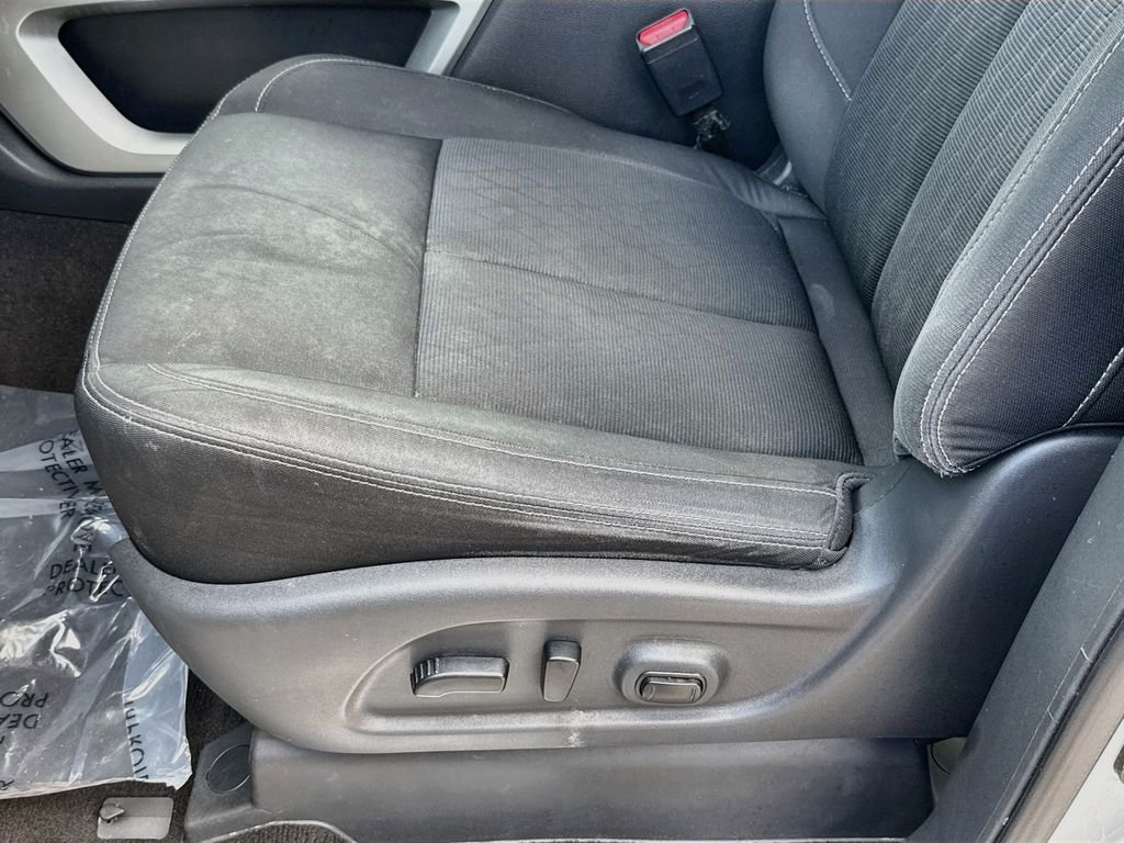 Used 2018 Brilliant Silver Nissan SV image 19