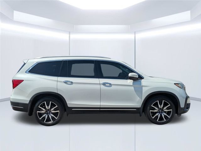 Used 2021 White Honda Touring image 7