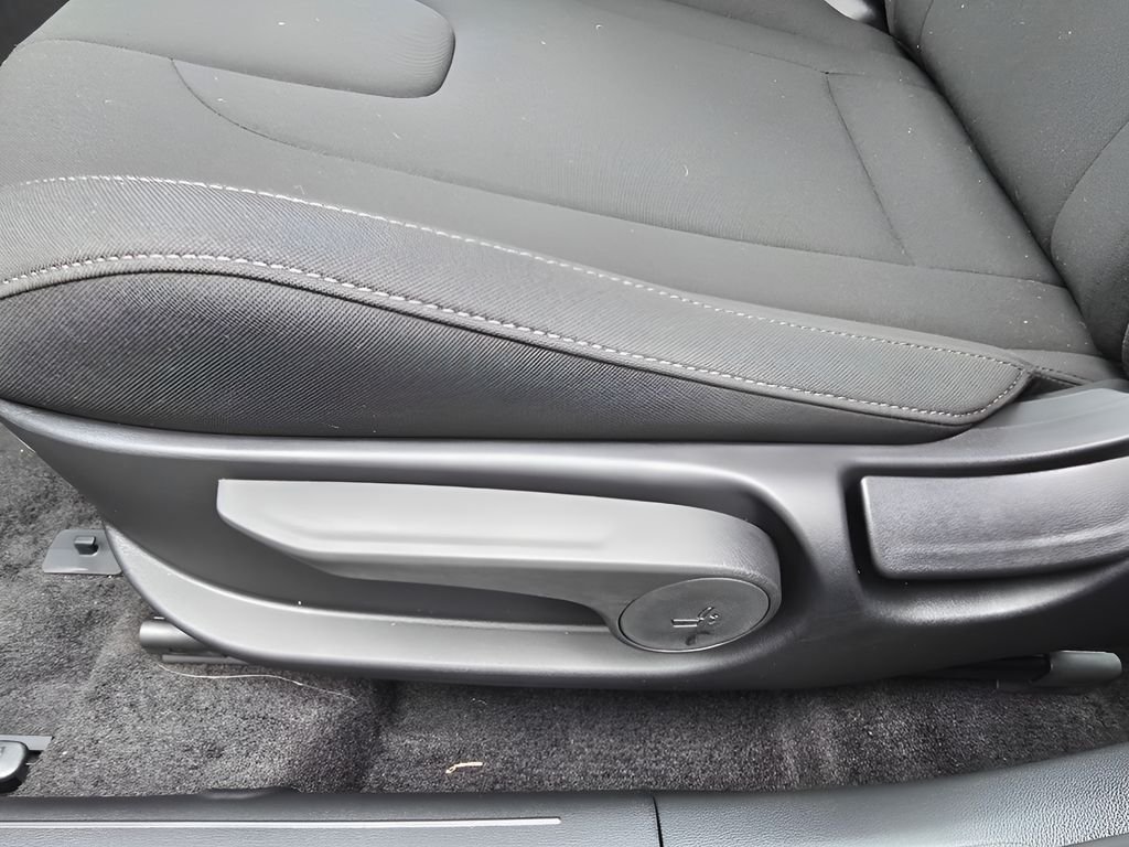 Certified Used 2026 Serenity White Hyundai Blue image 17