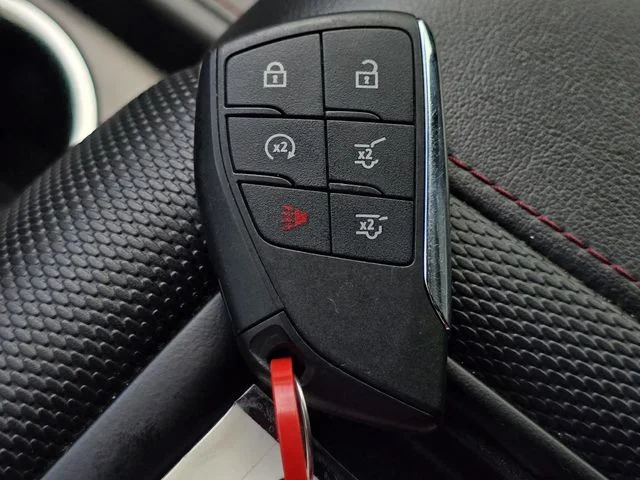Used 2022 White Chevrolet RST image 36