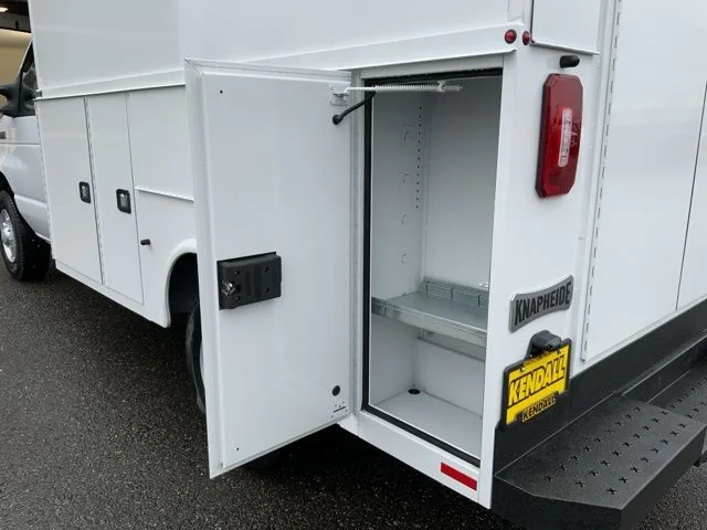 2025 Ford E-Series Cutaway Base - Photo 10