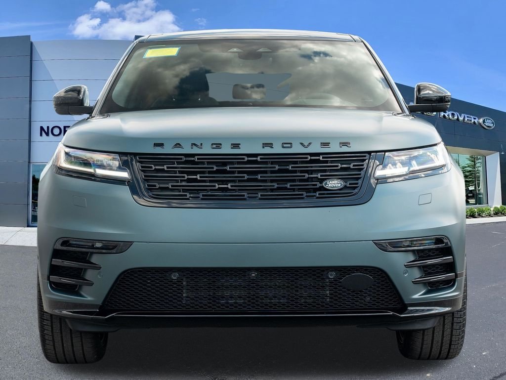 New 2026 Giola Green Land Rover  image 2