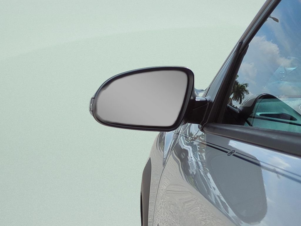 Used 2023 Silver Hyundai SEL image 27