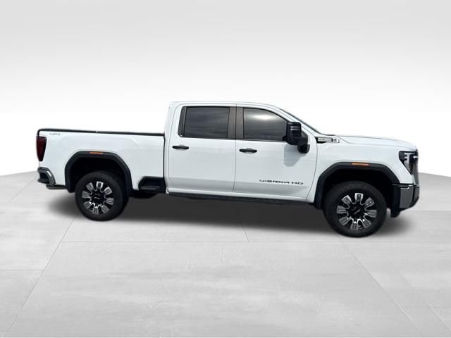 Used 2024 White GMC Pro image 4