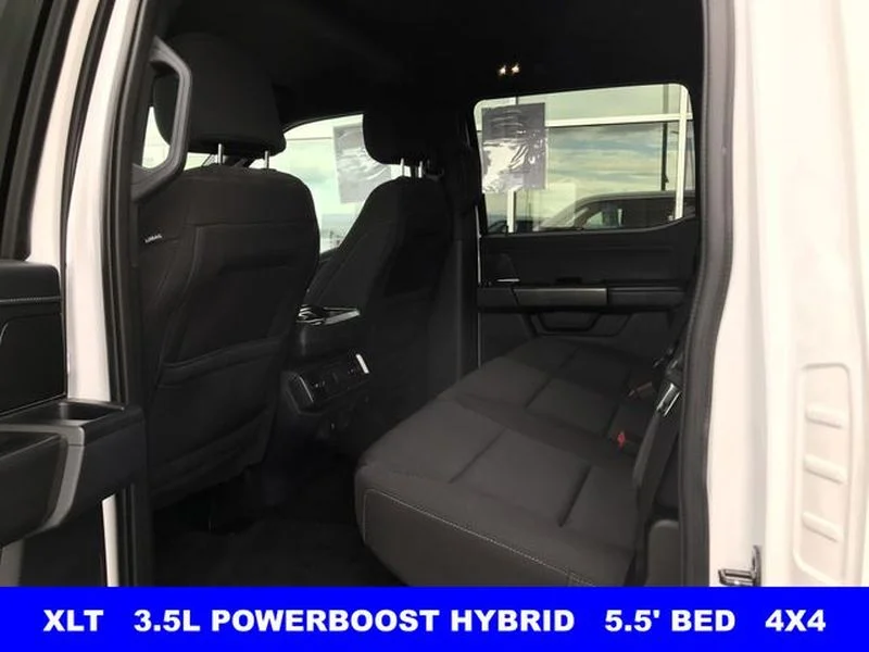 Certified Used 2023 Oxford White Ford XLT image 21