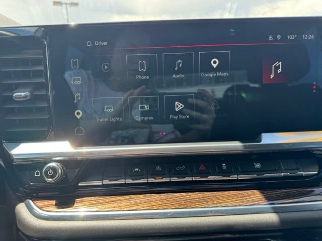 Used 2023 Summit White GMC SLE image 31