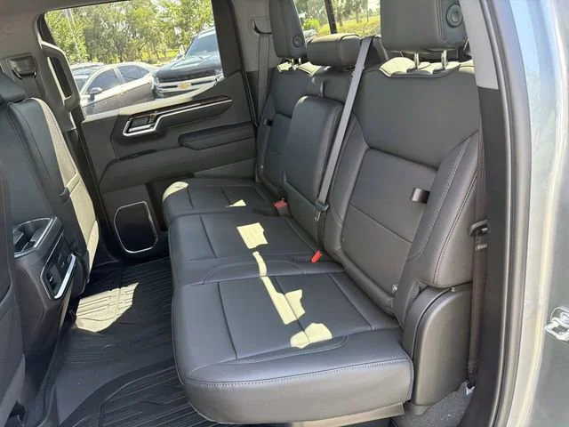 New 2026 Sterling Metallic GMC Elevation image 16