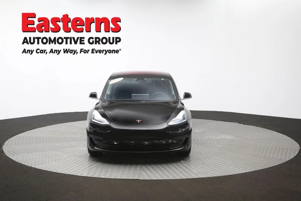 Used 2018 Black Tesla Mid Range image 47