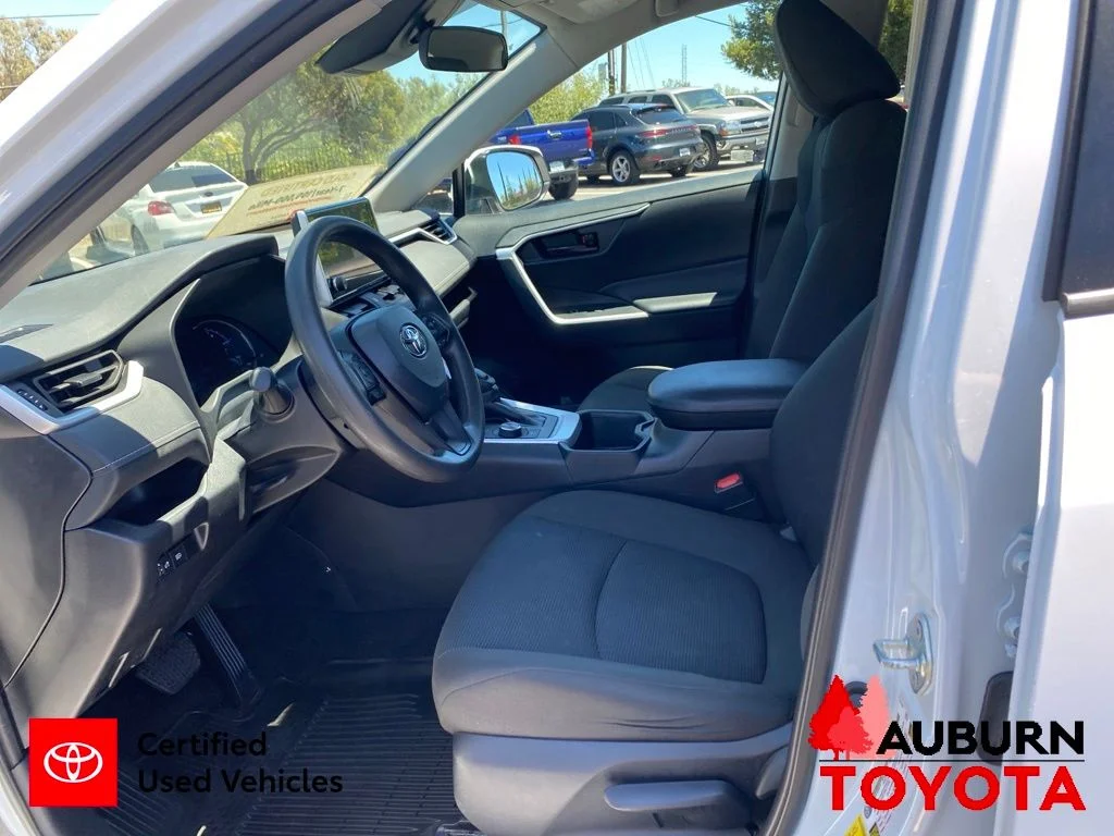 Certified Used 2024 Ice Cap Toyota LE image 31