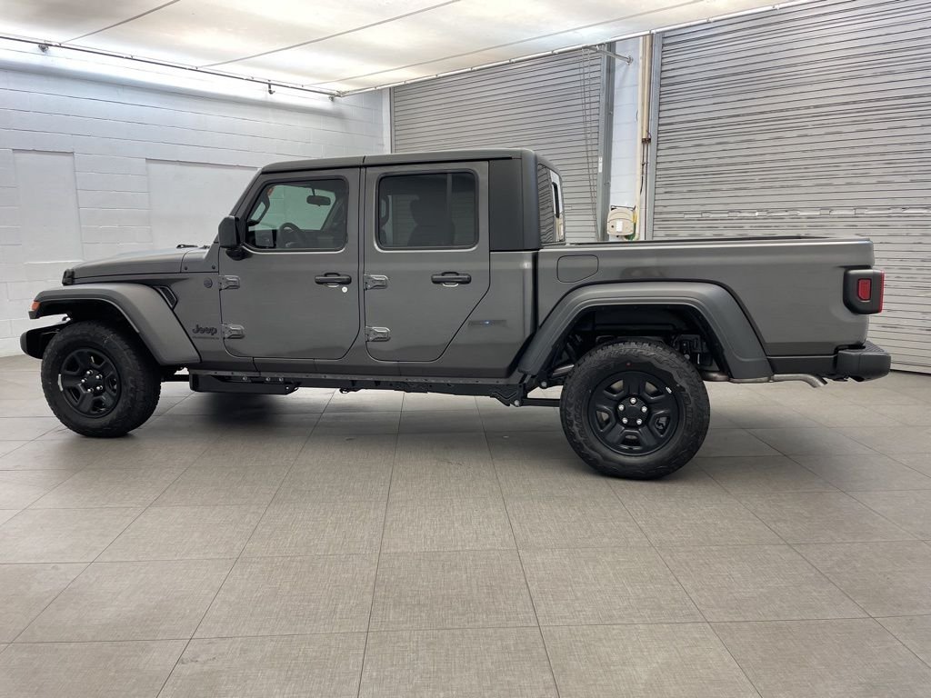 New 2026 Granite Crystal Metallic Clear-Coat Exterior Paint Jeep Sport image 5