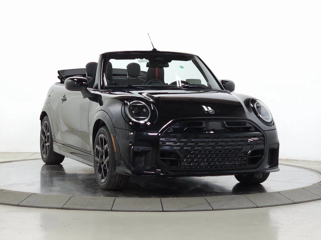 2026 MINI Convertible Cooper S's photo