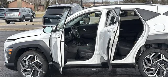 New 2026 Atlas White Hyundai SEL Premium image 9