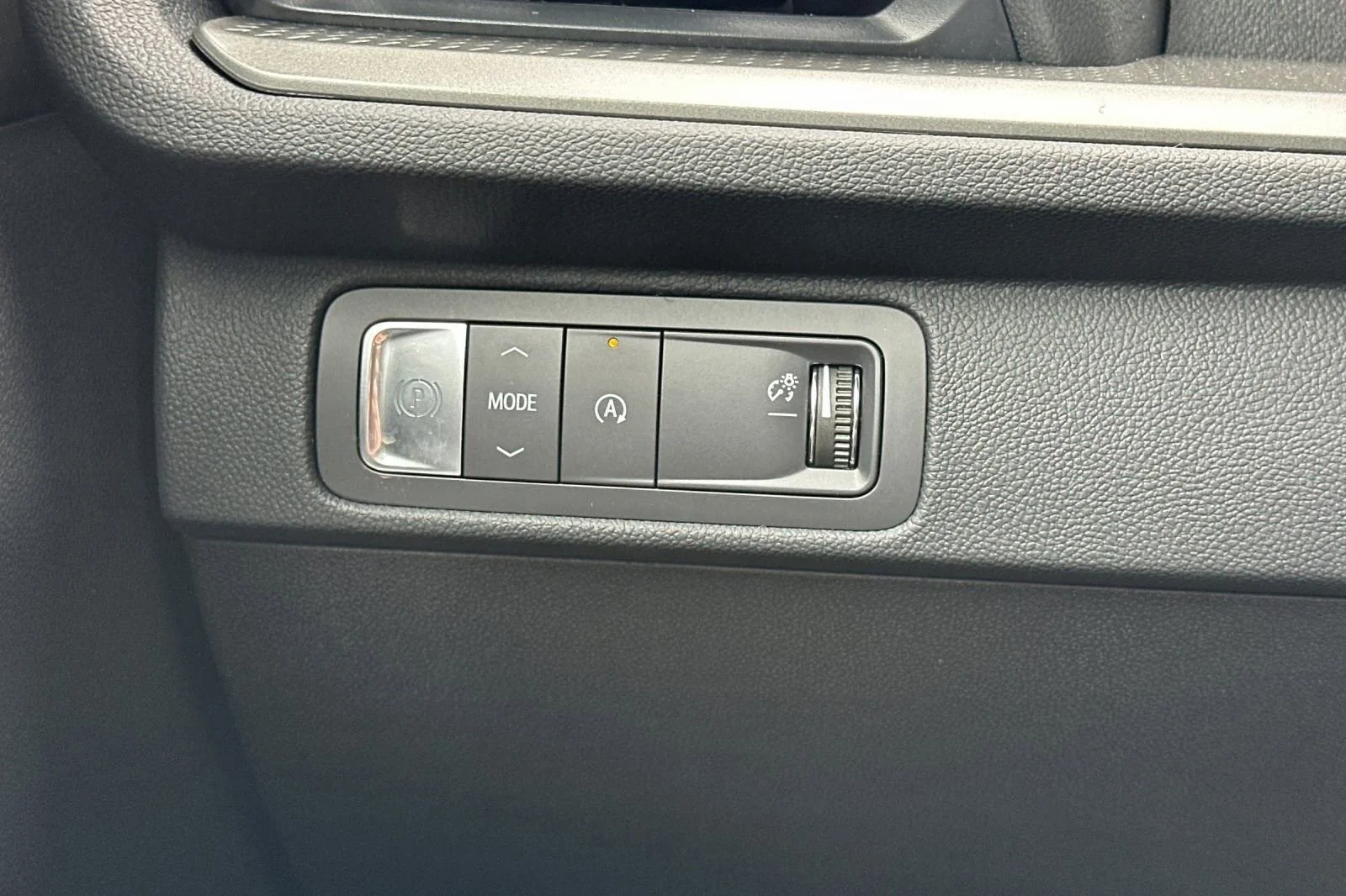 2025 Chevrolet Traverse LT - Photo 32