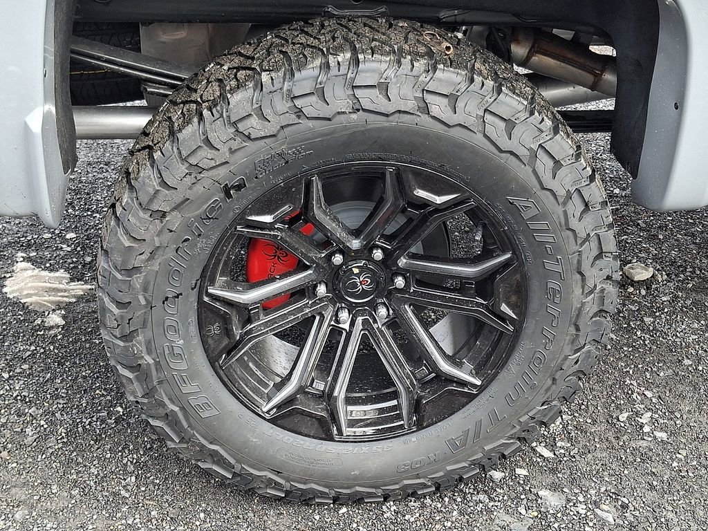New 2026 Onyx Black GMC AT4 image 5