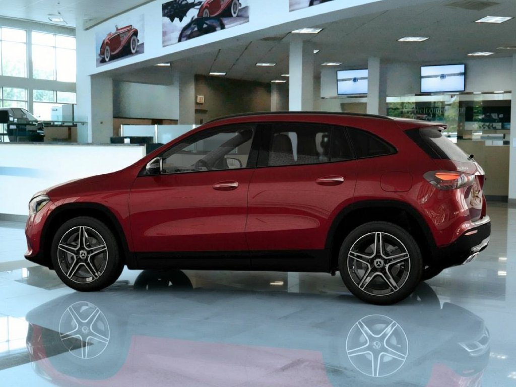 New 2026 MANUFAKTUR Patagonia Red Metallic Mercedes-Benz GLA 250 image 72