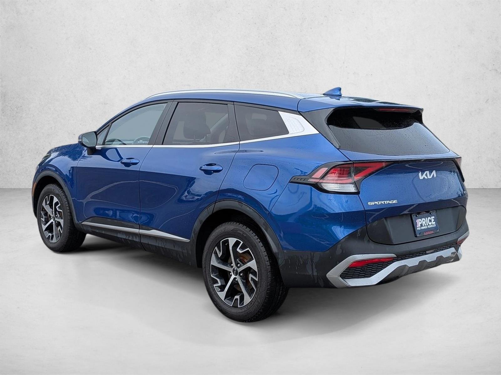 Used 2023 Sapphire Blue Kia EX image 8