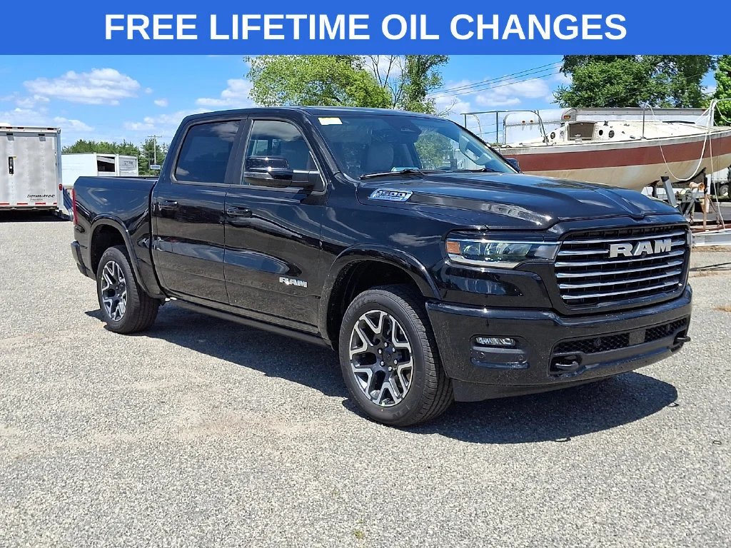 New 2026 Diamond Black Crystal Pearl-Coat Exterior Paint RAM Laramie image 1