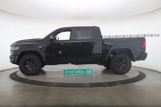 New 2026 Diamond Black Crystal Pearl-Coat Exterior Paint RAM RHO image 9