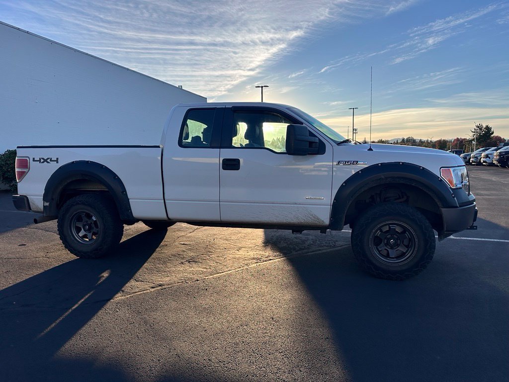 Used 2013 Oxford White Ford XL image 8