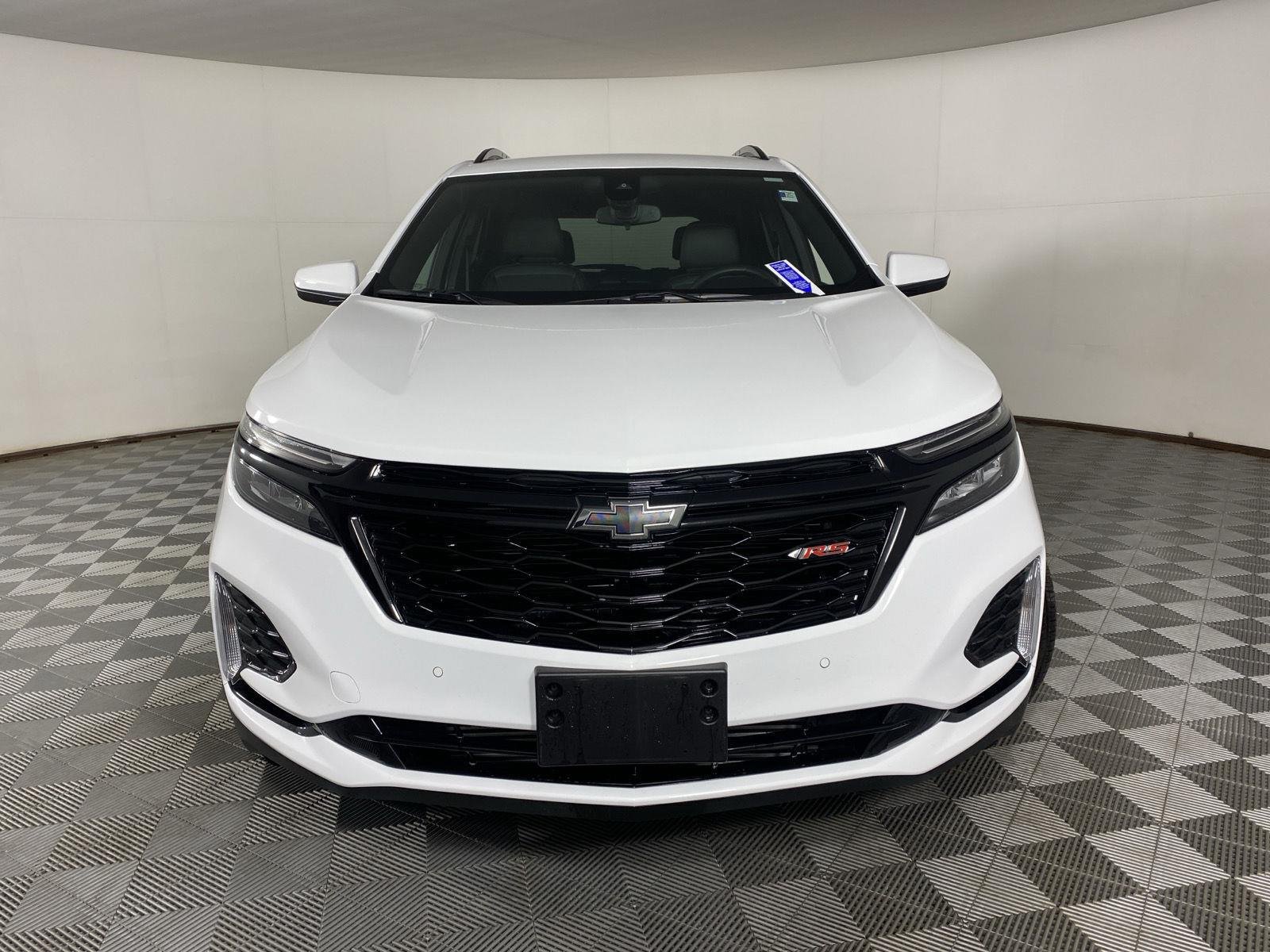 Used 2024 Summit White Chevrolet RS image 2