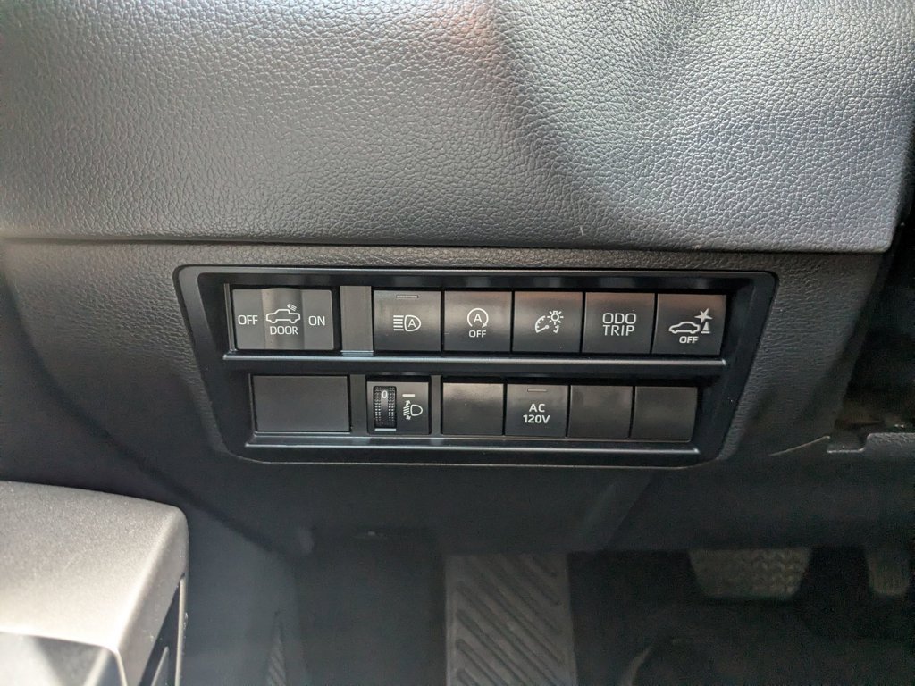 Used 2023  Toyota Limited image 20