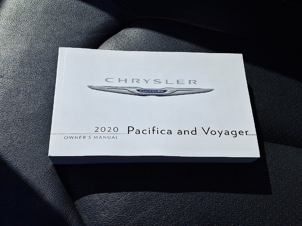 Used 2020 Blue Chrysler Touring L image 27
