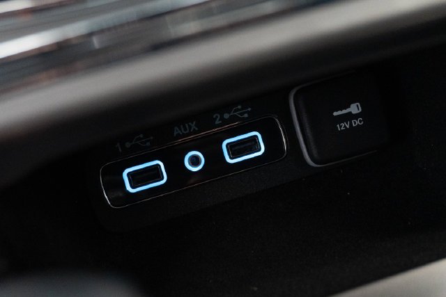 Used 2021 Gray Jeep Laredo E image 8