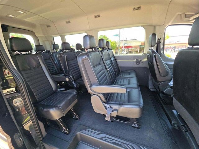 Used 2023 Agate Black Metallic Ford XLT image 8
