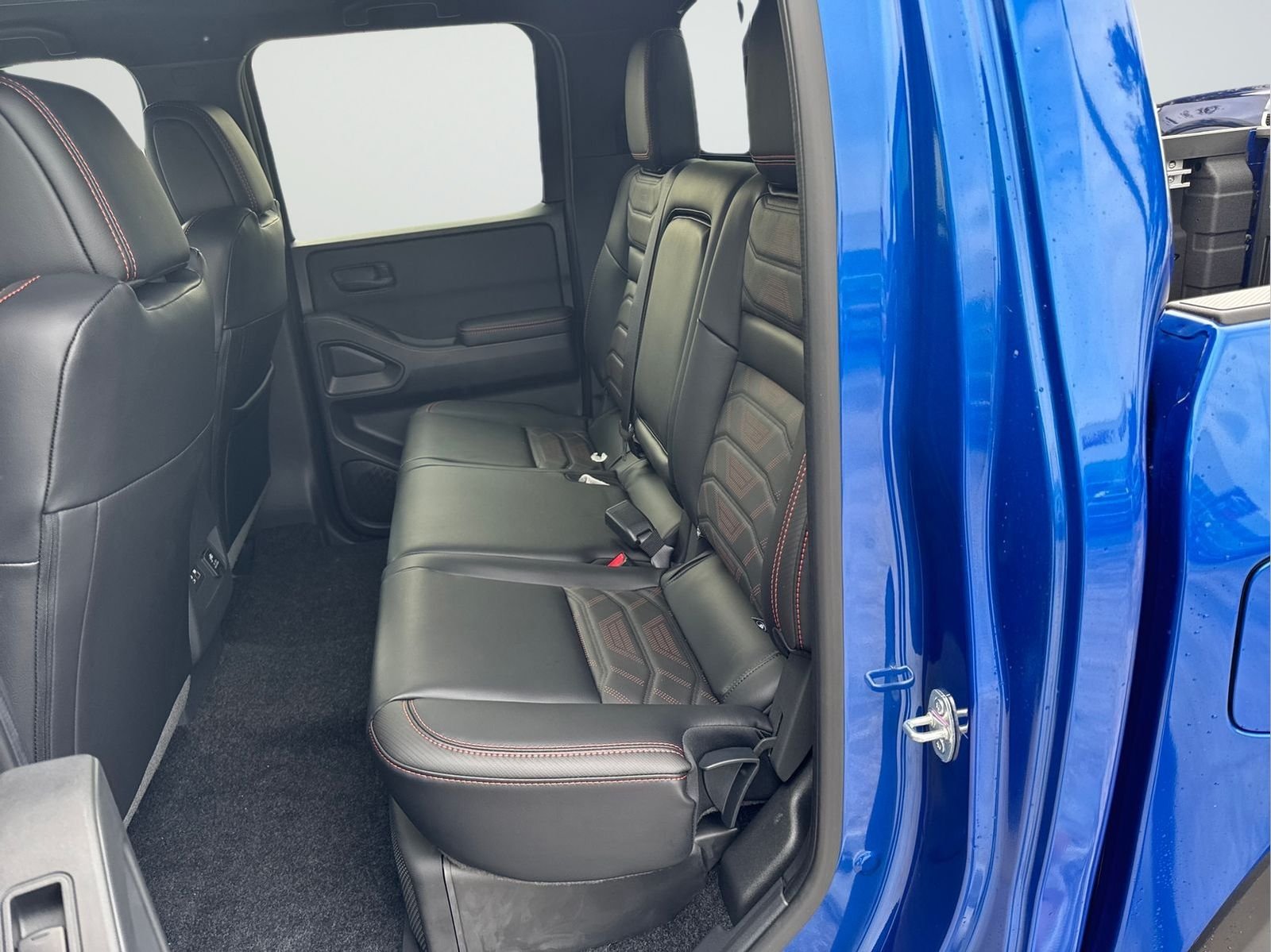 New 2026 Blue Nissan PRO-X image 37
