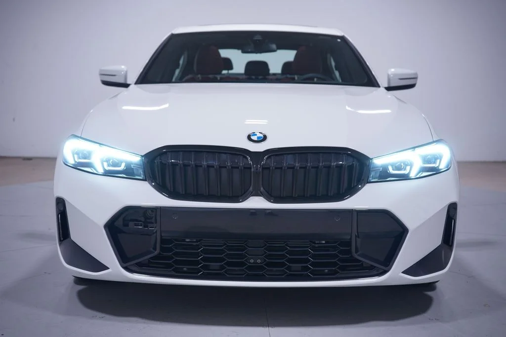 Used 2026 Alpine White BMW 330i image 4