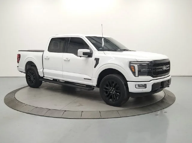 Used 2024 Oxford White Ford LARIAT image 4