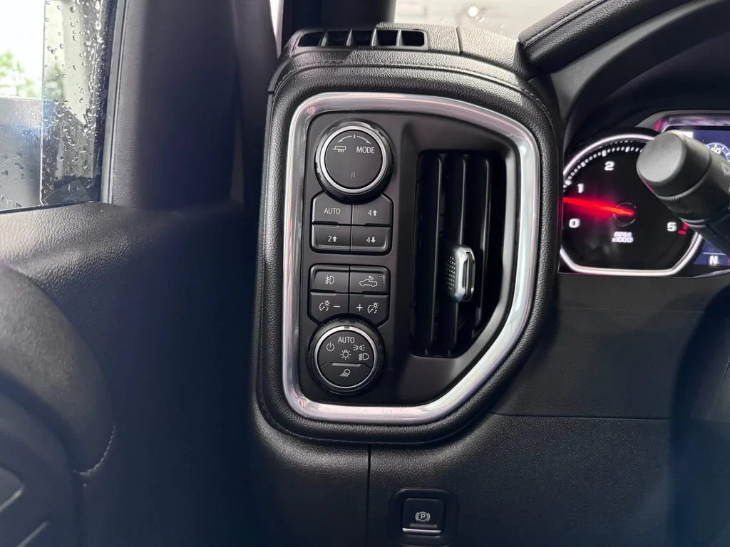 2023 Chevrolet Silverado 3500HD High Country - Photo 28